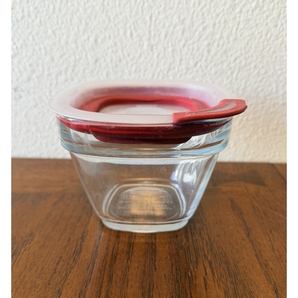 Rubbermaid Glass Storage Container Bowl With Red Lid 1.5 Cup 7N61 Discontinued